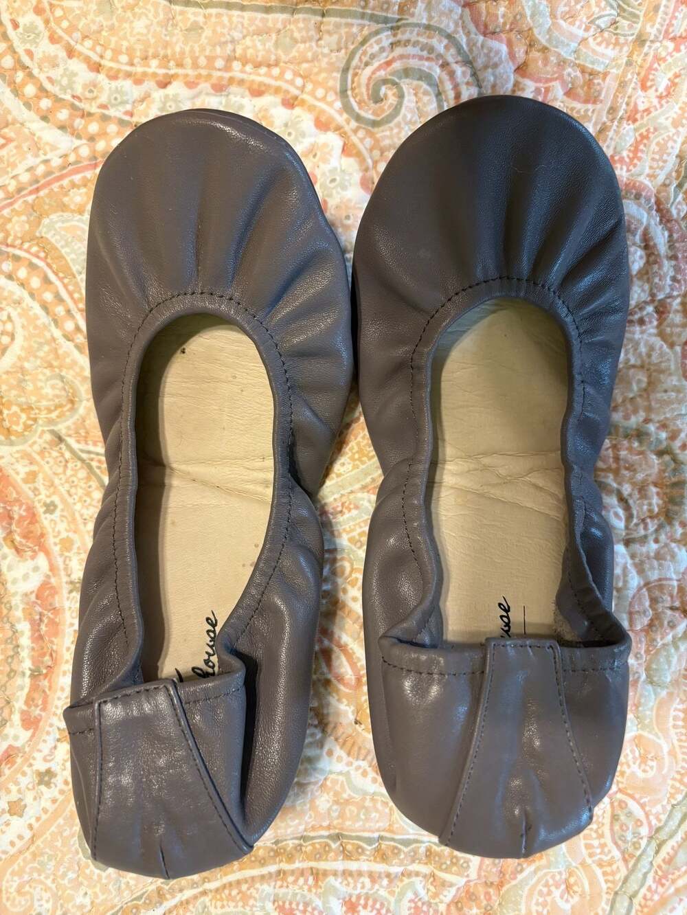 NWOT The Storehouse Flats Classics Leather Ballet Flats in Charcoal, 7